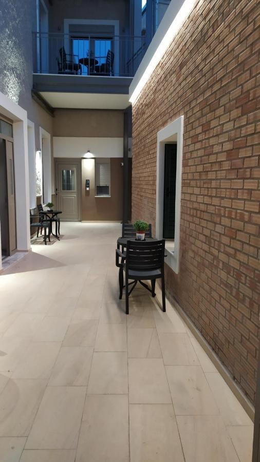 Uni Island - City Center Suites Iraklio Eksteriør bilde